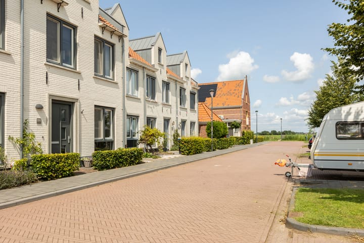 Foto 62 van Kolibrie 28