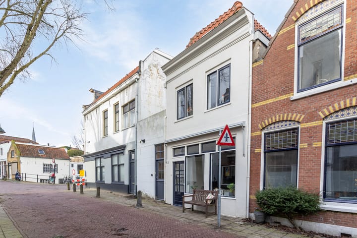 Foto 14 van Walestraat 3