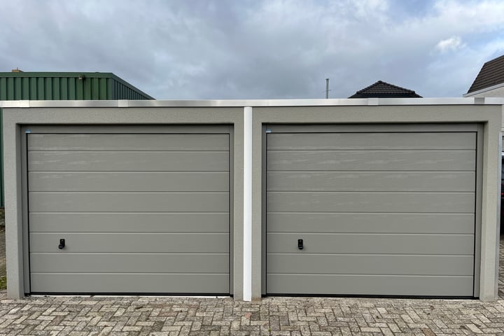 Photo 3 of Pastoor Bronsgeeststraat 9 t/m 29