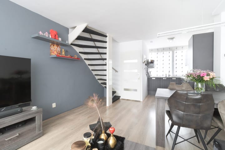 Foto 8 van van Weerden Poelmanstraat 19