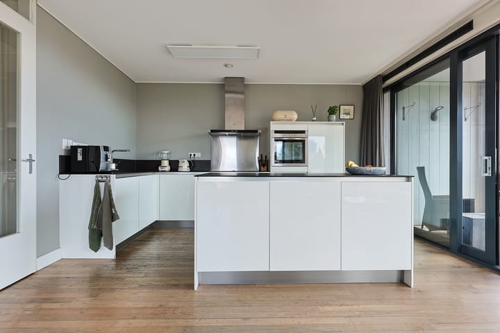 Foto 4 van Hermitage 109