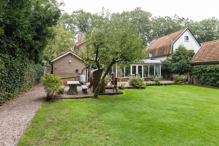 Photo 36 of Paulus Potterlaan 15