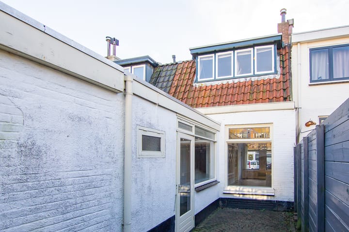 Foto 15 van Dr. Leijdsstraat 17