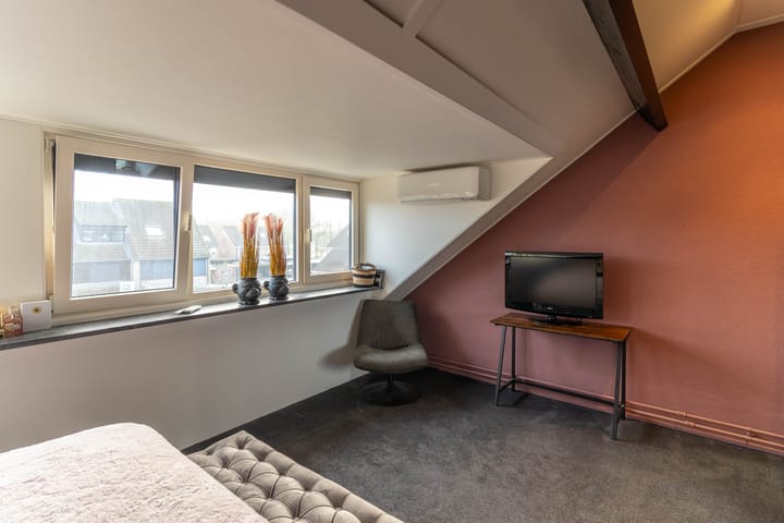 Photo 21 of Kluut 45