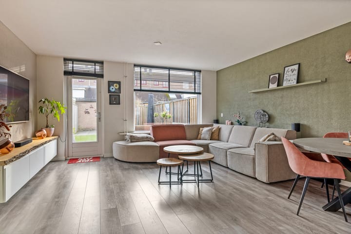 Foto 5 van Strawinskystraat 5