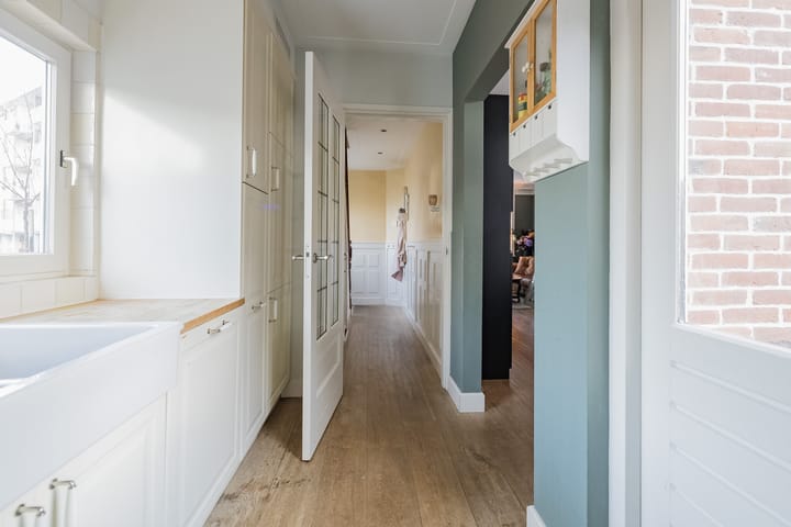 Foto 17 van Van Ostadestraat 81