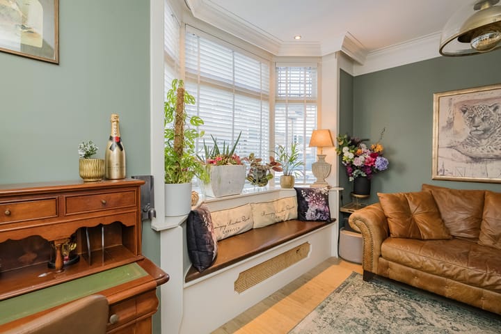 Foto 27 van Van Ostadestraat 81