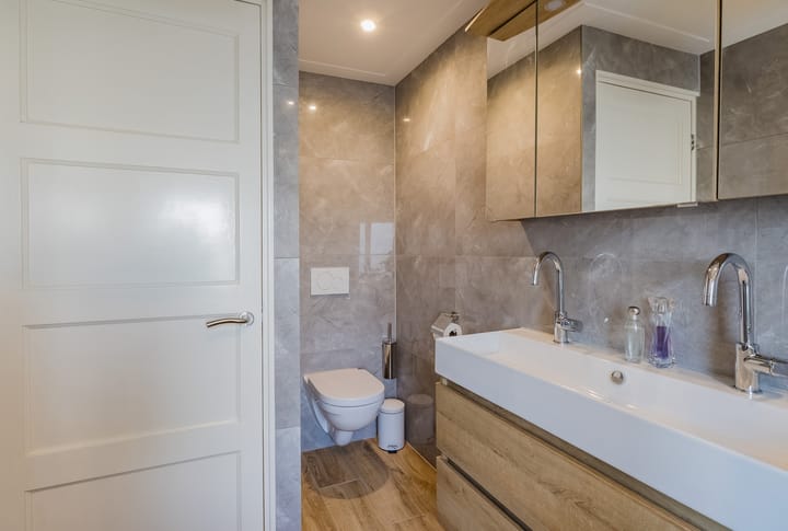 Foto 43 van Van Ostadestraat 81