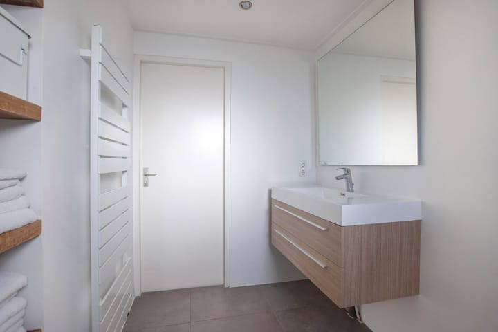 Foto 24 van De Warren 1