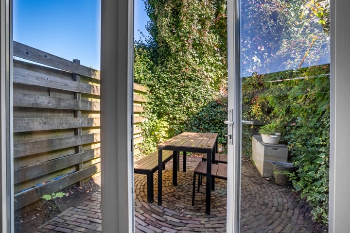 Foto 37 van Kerkdwarsstraat 28