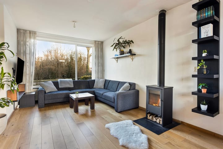 Foto 2 van Esdoornweg 49