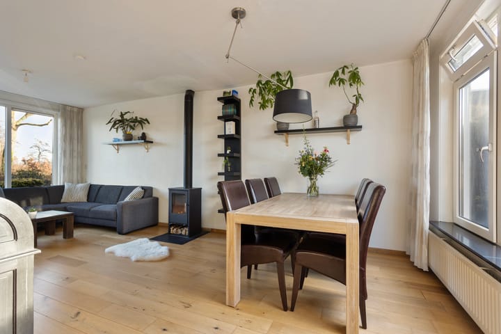 Foto 10 van Esdoornweg 49