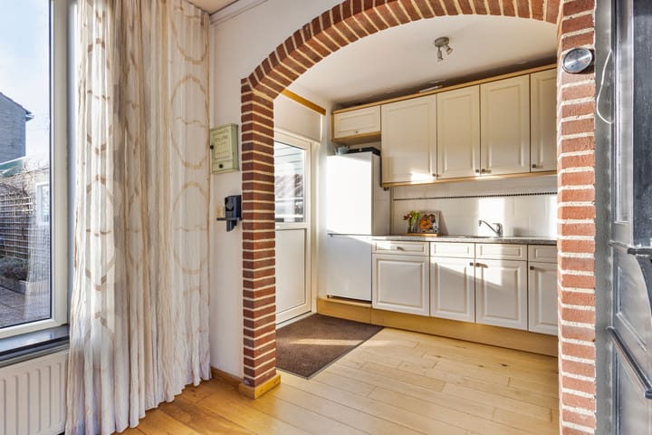 Foto 13 van Esdoornweg 49