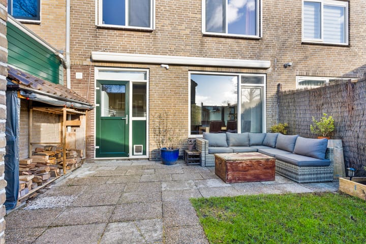 Foto 28 van Esdoornweg 49