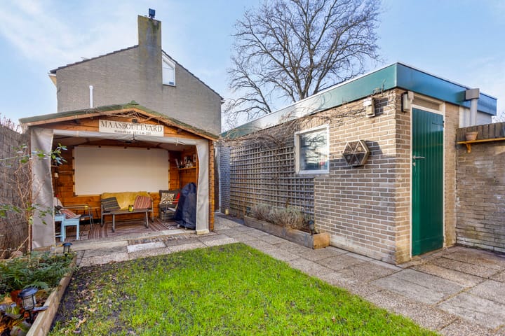 Foto 30 van Esdoornweg 49