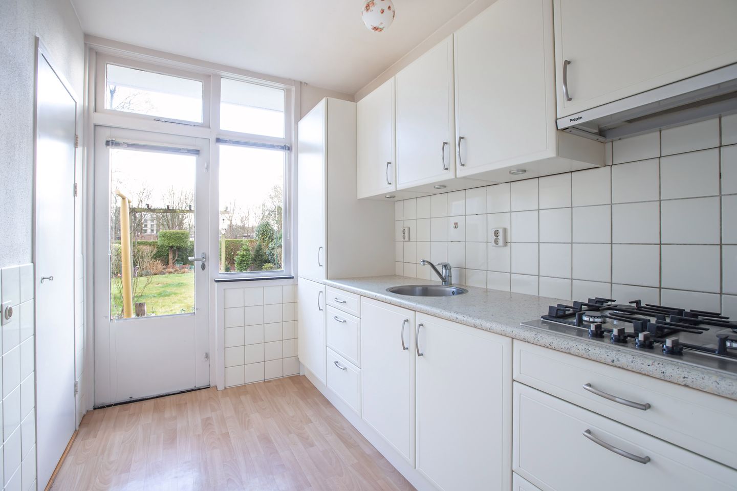 Foto 25 van Montferlandlaan 1