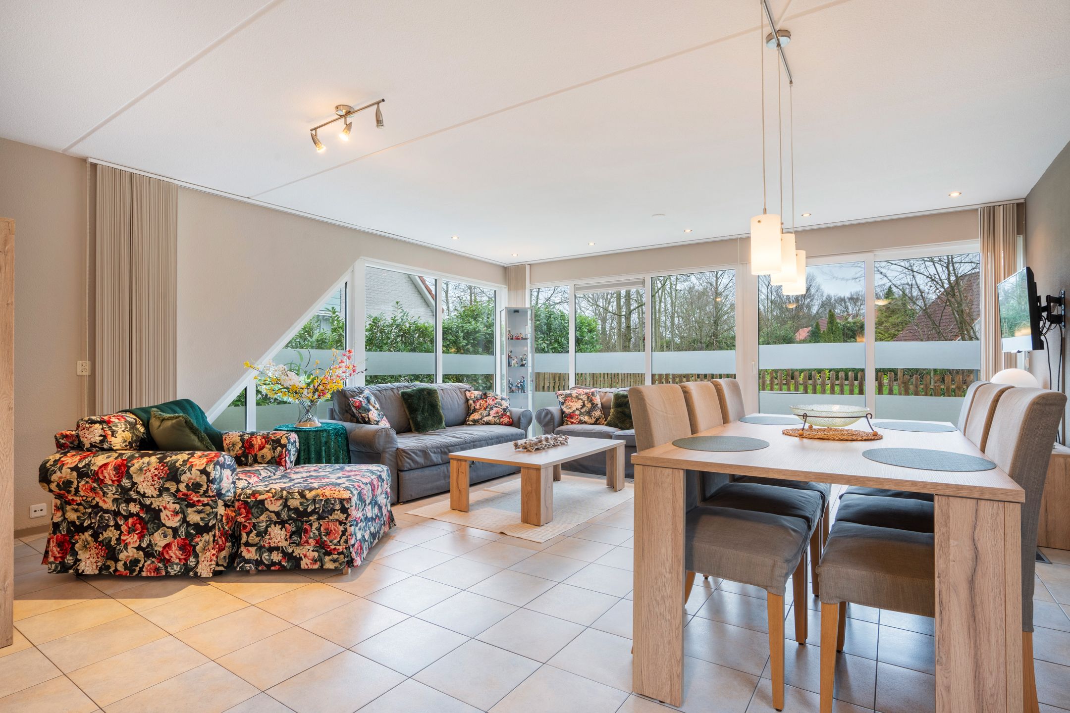 3-bedroom freehold villa in Wedde — photo 2 of 5