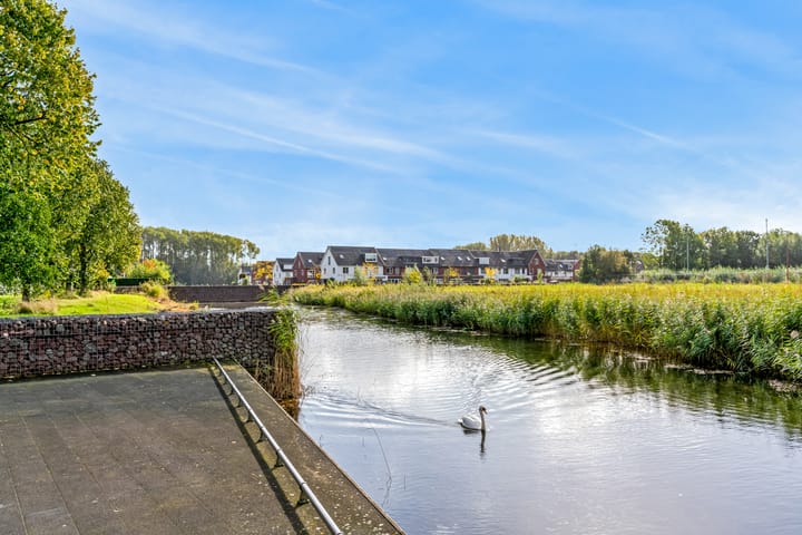 Photo 38 of Middelhoeve 11