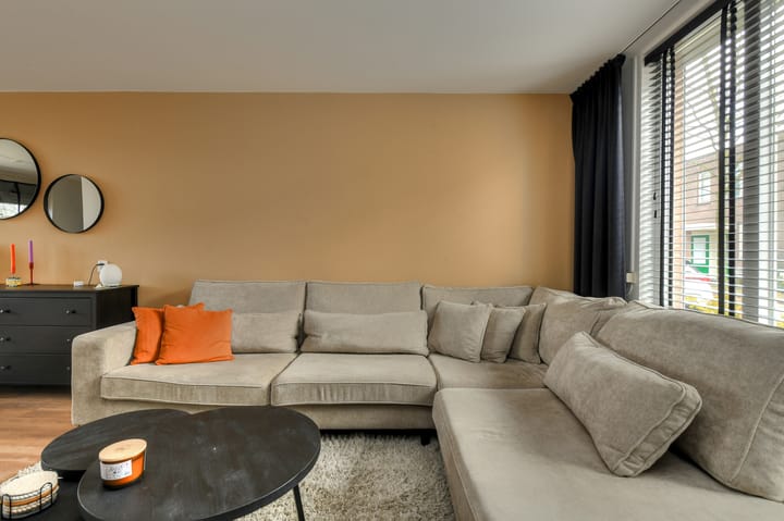 Foto 8 van Pieternel Koomansstraat 97