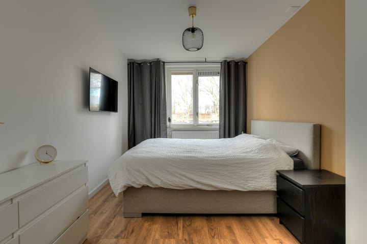 Foto 16 van Pieternel Koomansstraat 97