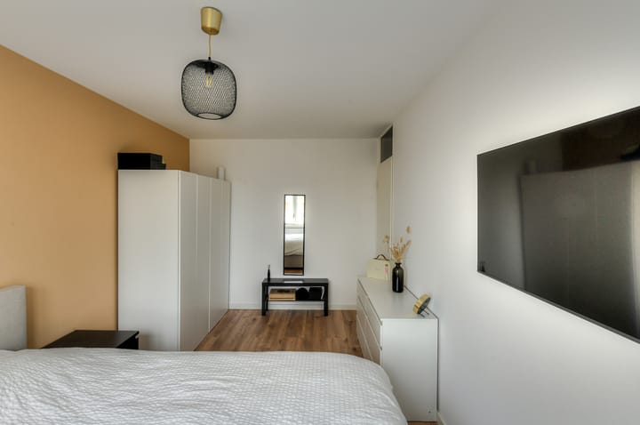 Foto 17 van Pieternel Koomansstraat 97