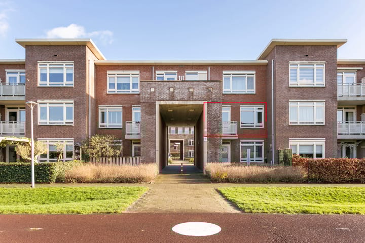 Photo 1 of Minervastraat 13