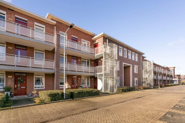 Photo 25 of Minervastraat 13