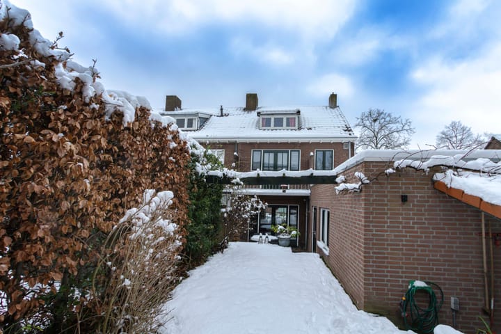 Foto 3 van Van Alphenstraat 10