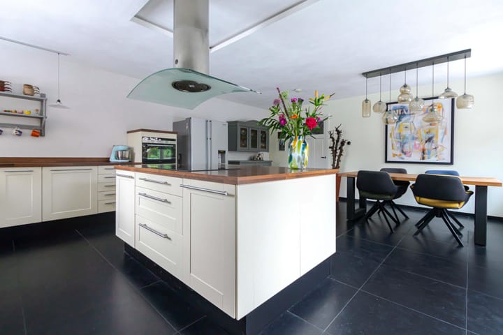 Foto 16 van Van Alphenstraat 10