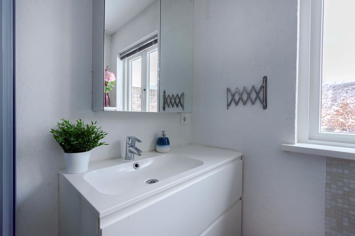 Foto 25 van Van Alphenstraat 10