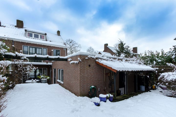 Foto 44 van Van Alphenstraat 10