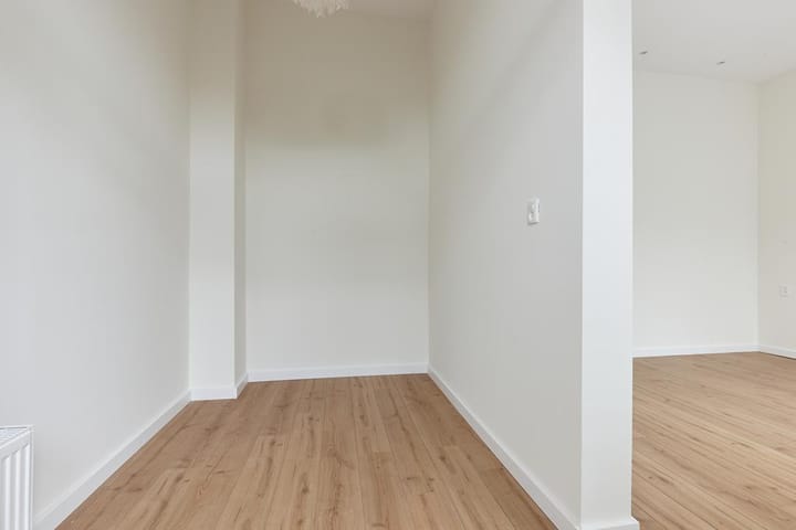 Foto 13 van Barentszstraat 21-A