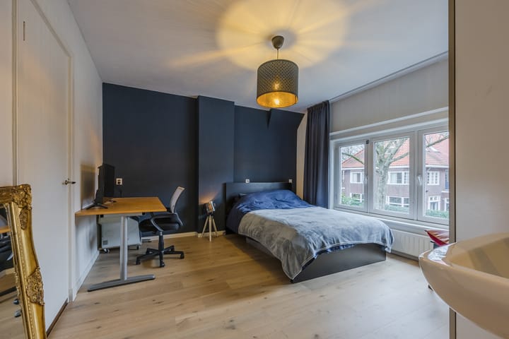 Foto 33 van Valklaan 12