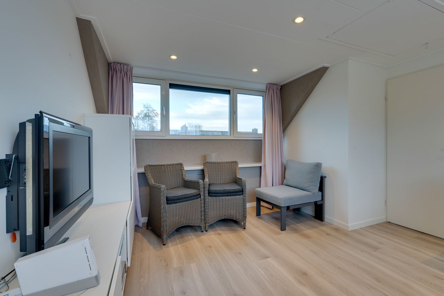 Foto 34 van Aalscholverstraat 21