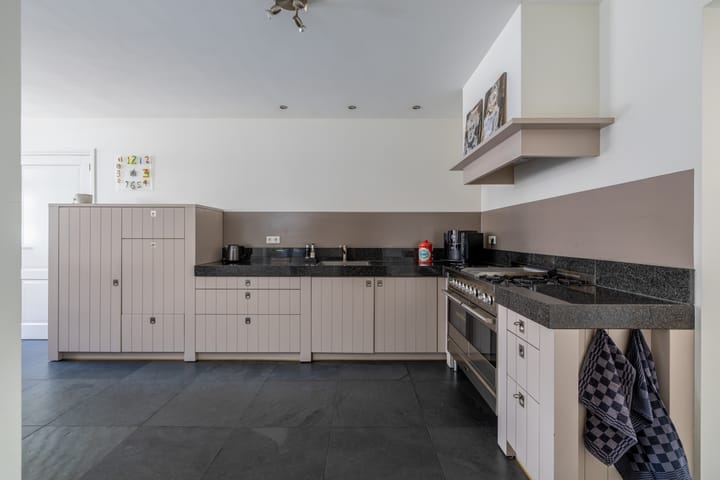 Foto 14 van Doctor van Beurdenstraat 41