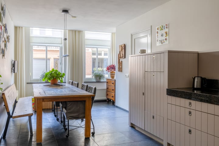 Foto 15 van Doctor van Beurdenstraat 41