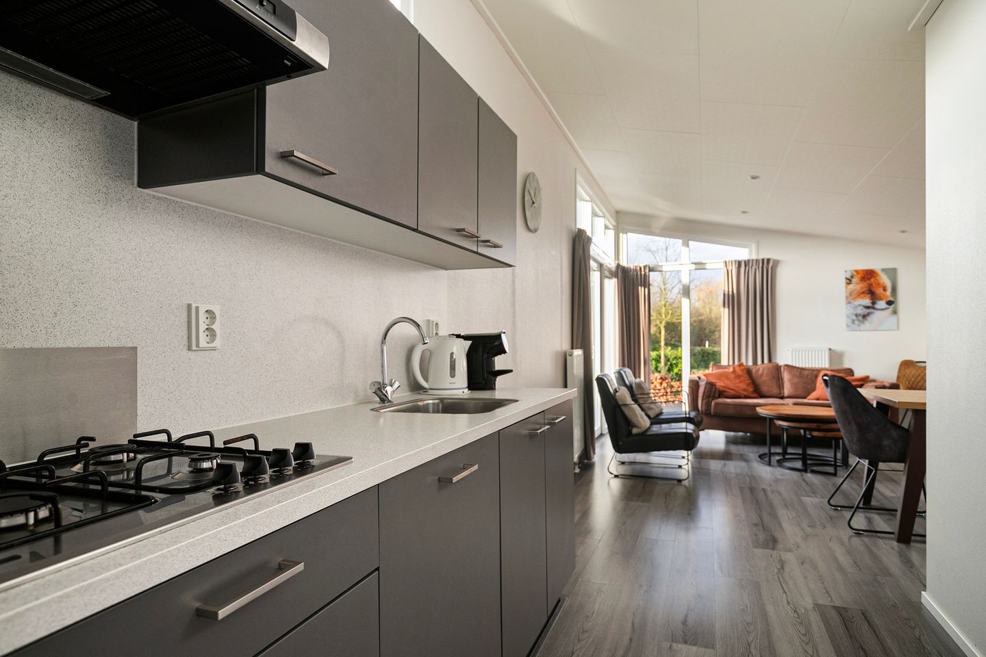 Photo 10 of Valkenburgerweg 128-521