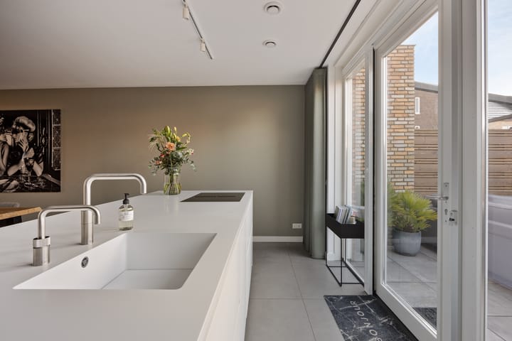 Foto 11 van Caspar Houbenplein 13