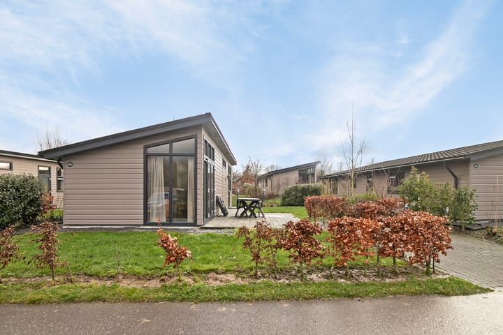 Photo 4 of Valkenburgerweg 128-522