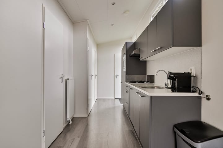 Photo 8 of Valkenburgerweg 128-522