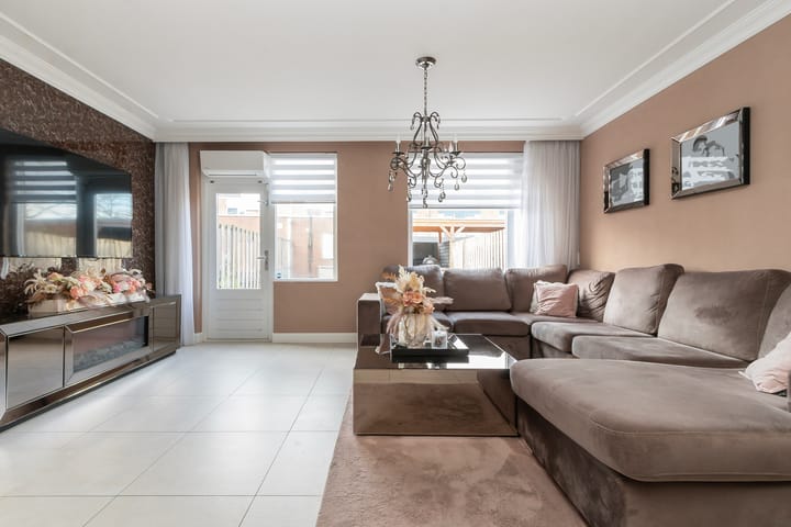 Foto 2 van Selma Lagerlöf-erf 60