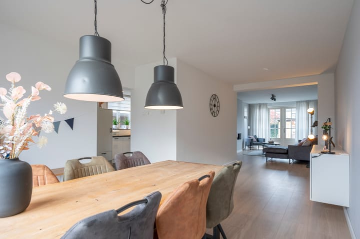 Foto 12 van Burg de Witstraat 17