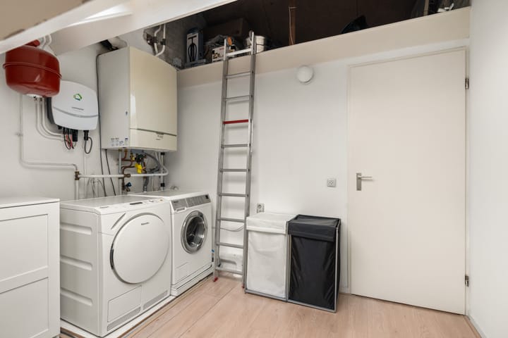 Foto 35 van Burgemeester Quarles van Uffordstraat 11