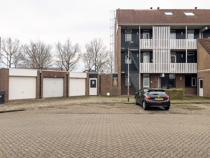 Foto 3 van Roptastate 82 A