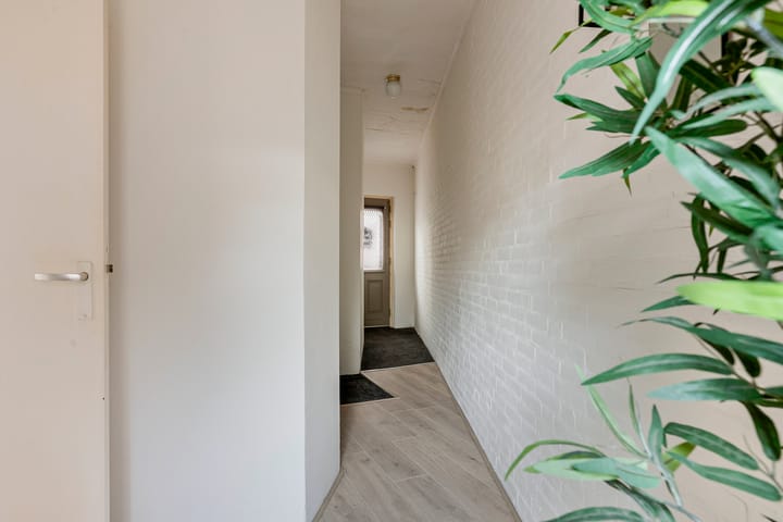 Foto 15 van Bredaseweg 22