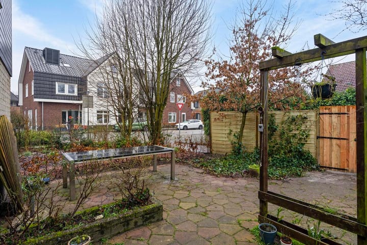 Photo 31 of Larenseweg 75