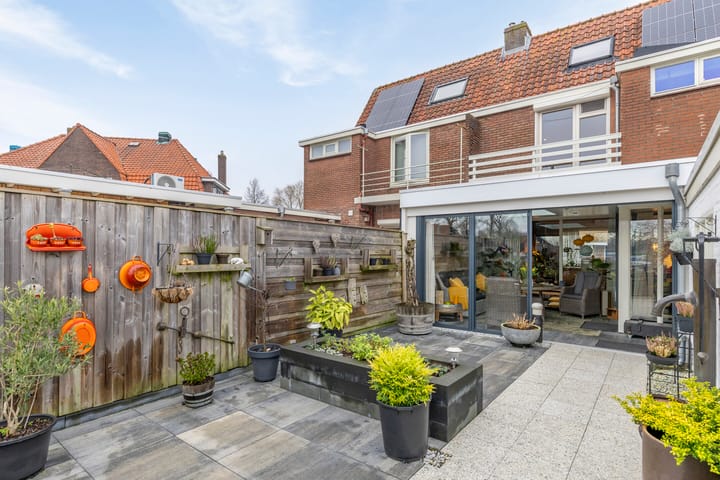 Foto 30 van Schuttevaerstraat 23