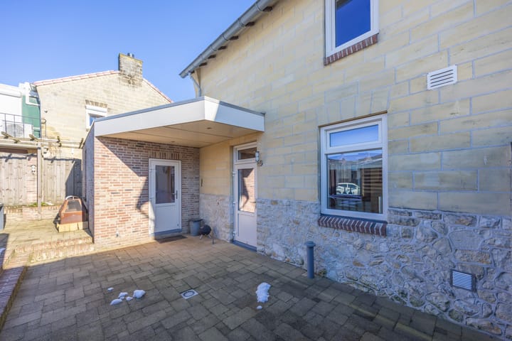 Foto 20 van Dr Ariënsstraat 41