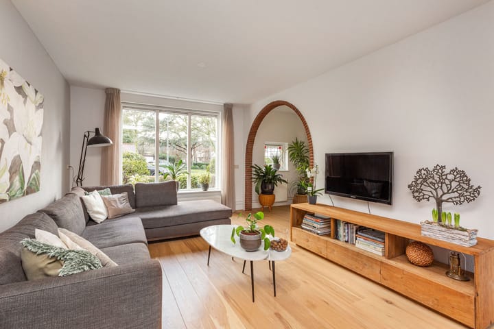 Foto 4 van Van Nijenrodelaan 5