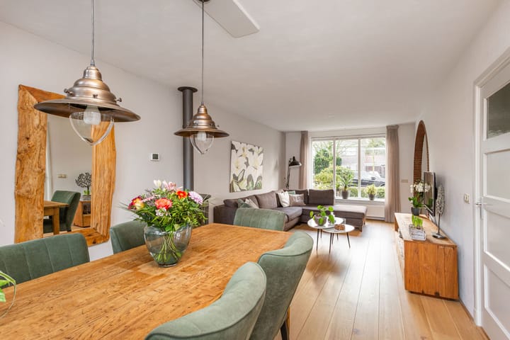 Foto 6 van Van Nijenrodelaan 5